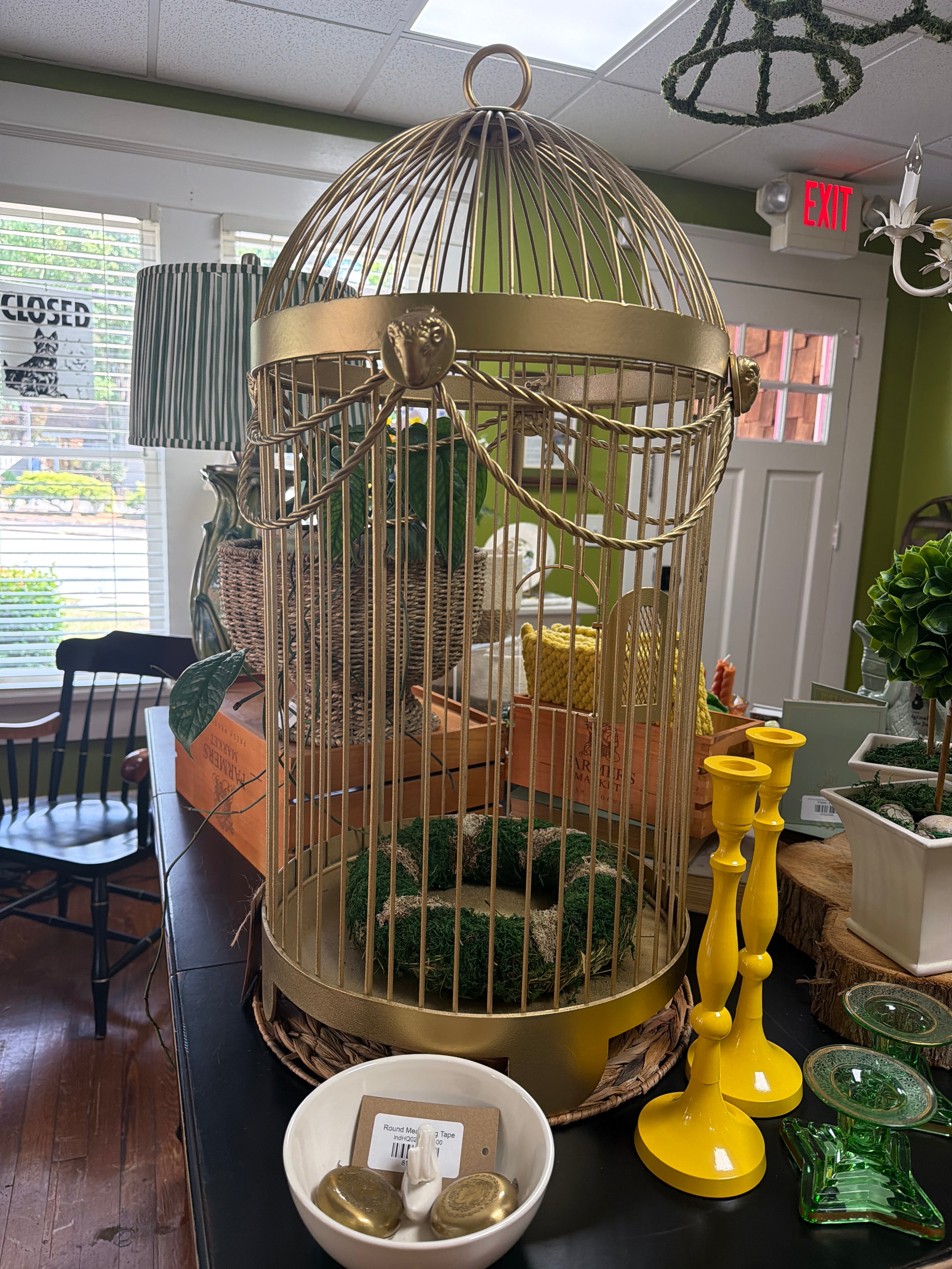 Bird Cage, Gold