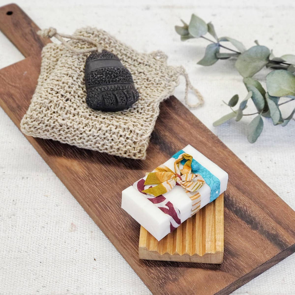 Handmade Soap • Wooden Soap Dish: Soap & Soap Dish Set - Eucalyptus
